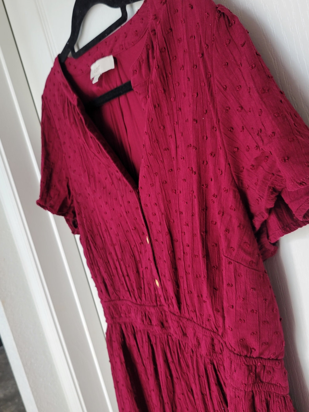 LOFT Cranberry Red Swiss Dot Tiered Midi Dress Gold Buttons Women's Size XL - Picture 3 of 9